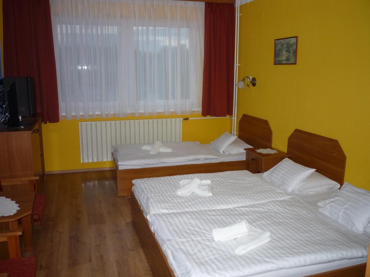 Hableany Hotel Tiszafüred Exteriör bild